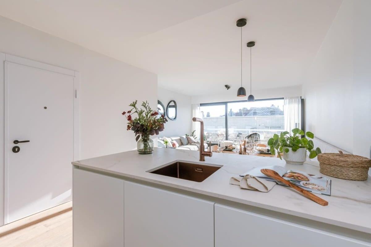 Stunning And Modern Apartment With Sunny Balcony Knokke-Heist Esterno foto