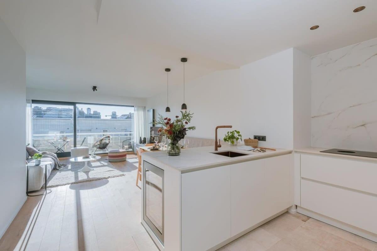 Stunning And Modern Apartment With Sunny Balcony Knokke-Heist Esterno foto