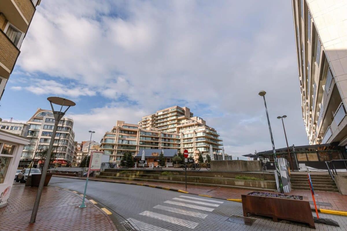 Stunning And Modern Apartment With Sunny Balcony Knokke-Heist Esterno foto
