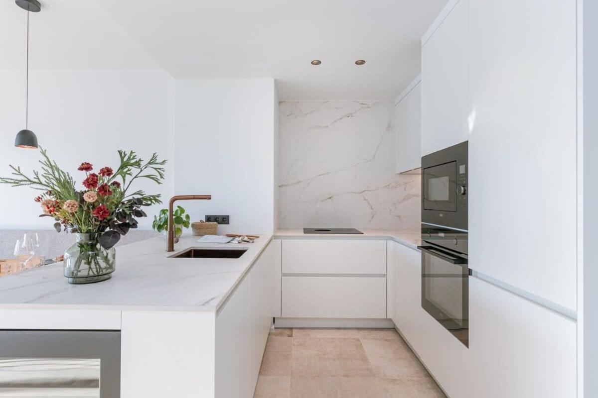 Stunning And Modern Apartment With Sunny Balcony Knokke-Heist Esterno foto