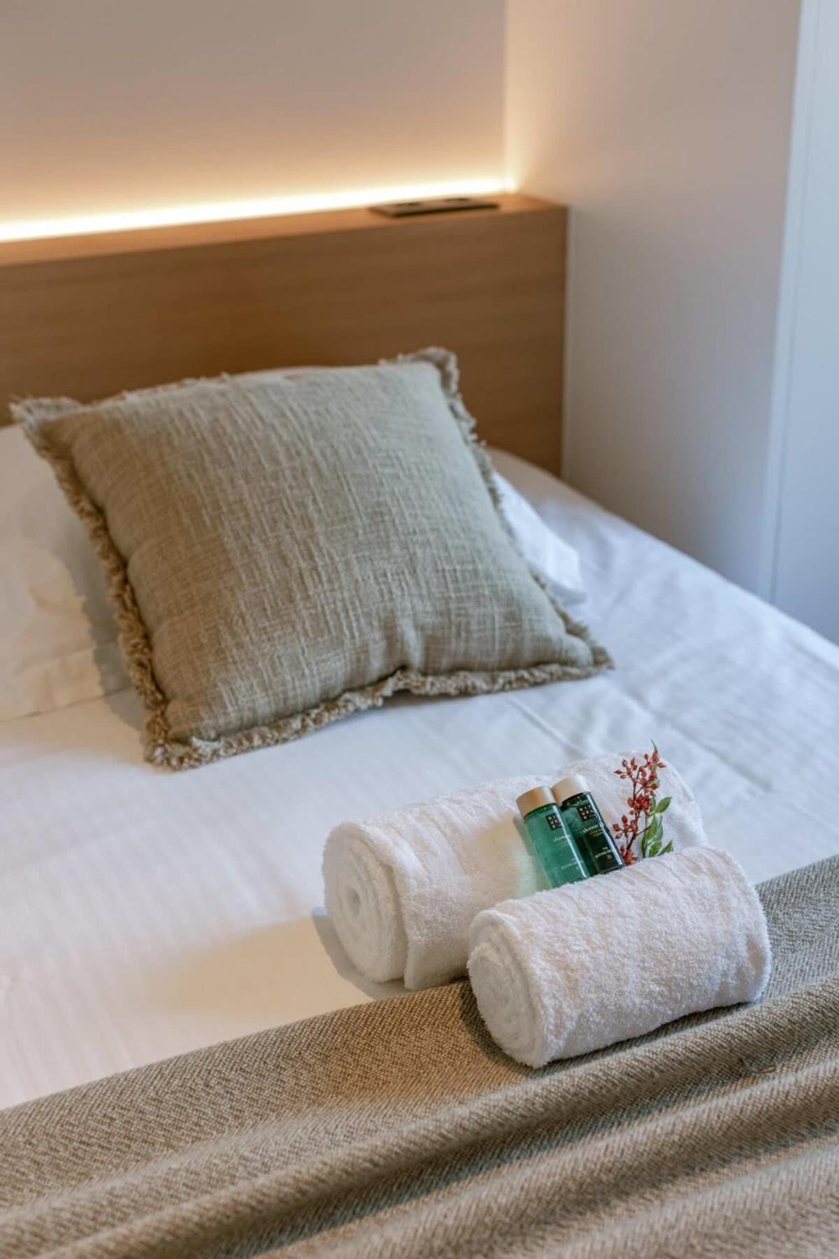 Stunning And Modern Apartment With Sunny Balcony Knokke-Heist Esterno foto